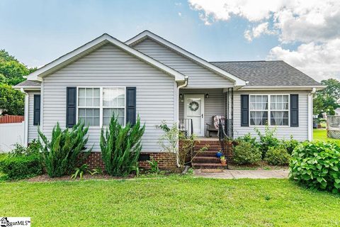 302 Alice Avenue sold home in Freetown, Greenville, SC