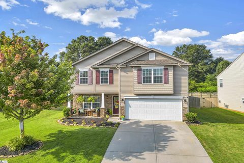211 Harlequin Drive