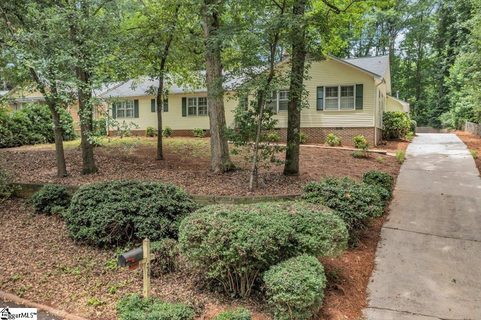 402 Foxcroft Road sold home in Carters Grove, Greenville, SC