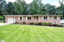 8 Ravensworth Road sold home in Taylors, SC