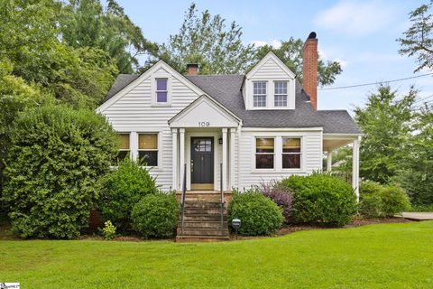 109 Moultrie Street