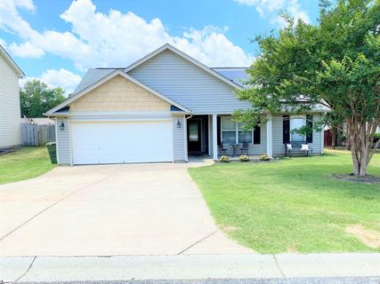 102 Queensland Court