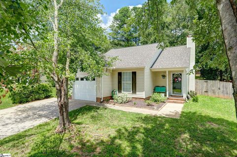 103 Great Oaks Way