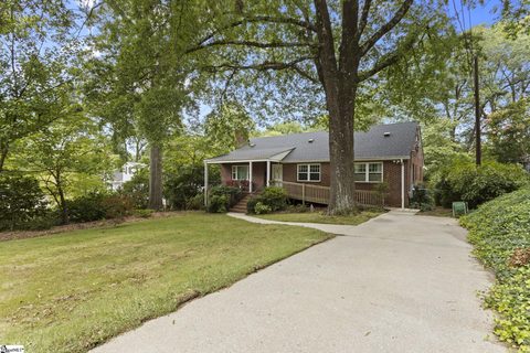 112 W Augusta Place