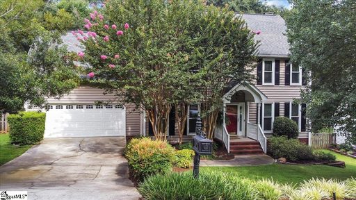 16 Woodway Drive