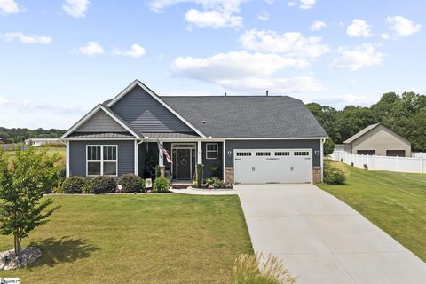 5 Fitzwilliam Place sold home in Reedy Lake, Piedmont, SC