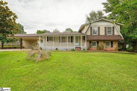 111 Benwood Drive