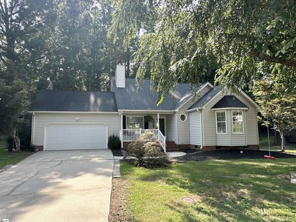 300 Dunwoody Drive