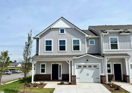 301 Hollenbeck Place