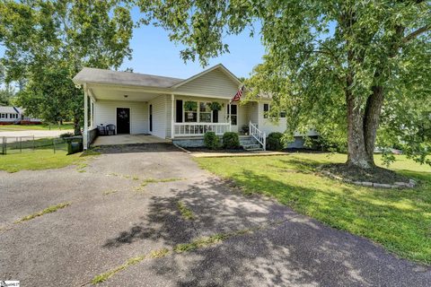 116 Maplewood Circle