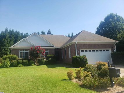 206 Hunters Court