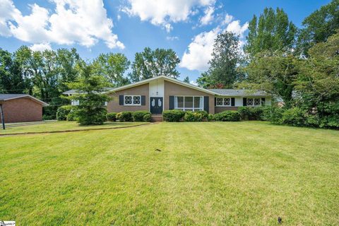 10 Eastcliffe Way