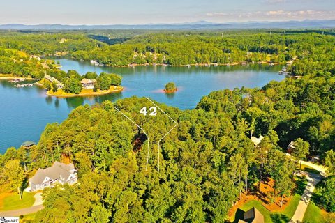 42 Retreat Pointe Road