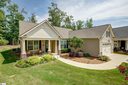 323 Belle Oaks Drive sold home in Simpsonville, SC