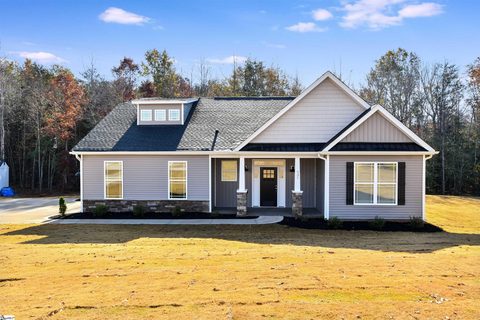 531 Turning Leaf Lane