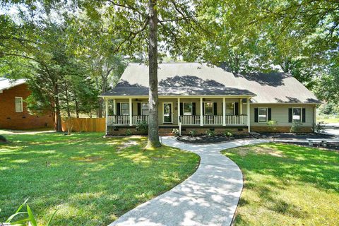 105 Fox Chase Court