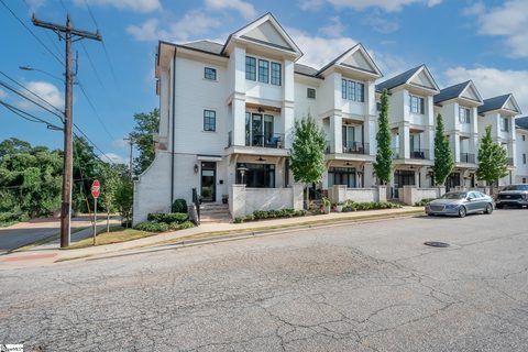 50 Claussen Avenue