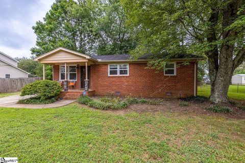 10 Picardy Street sold home in Idlewild, Greenville, SC