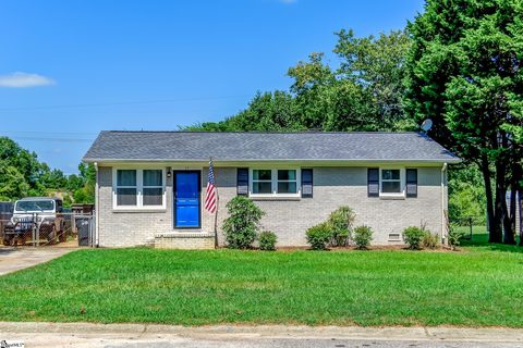 15 Melrose Road sold home in Idlewild, Greenville, SC