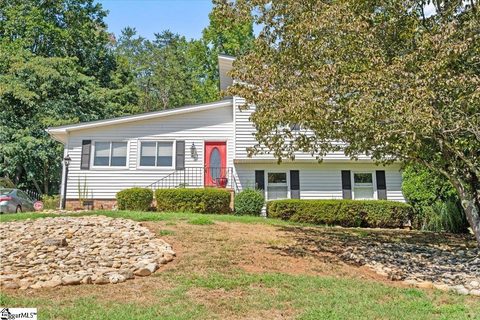 403 Fernleaf Drive