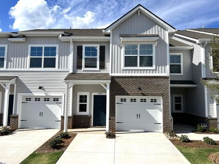 309 Hollenbeck Place