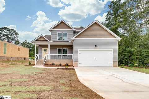 202 Hawthorne Drive sold home in Greenbrier, Simpsonville, SC