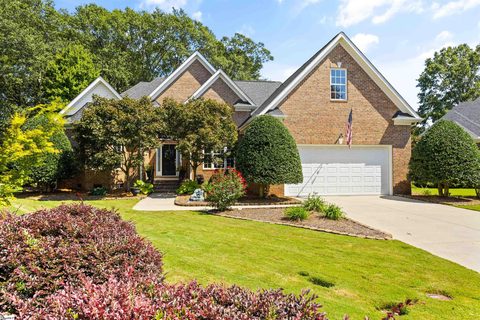 117 Clairewood Court