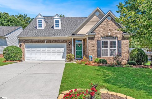 2 Bamburgh Brae Court sold home in Gresham Park, Simpsonville, SC