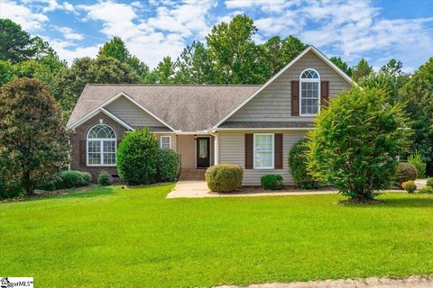 520 S Fredrick Way