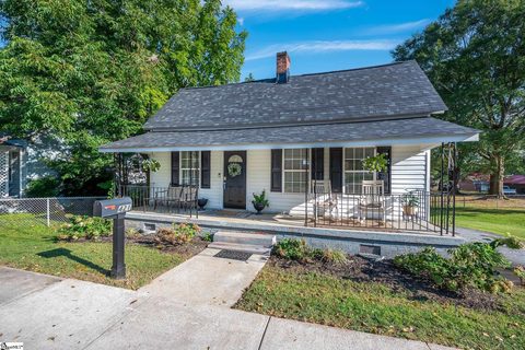 421 Fairview Street sold home in Woodside Mill, Fountain Inn, SC