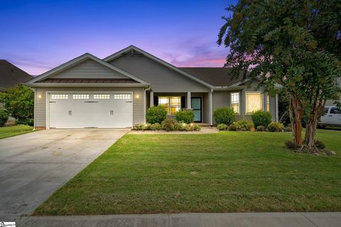 10 Dunbrook Drive