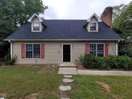 15 Maple Leaf Court sold home in White Oak Hills, Greenville, SC