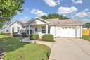 415 Lily Pond Lane sold home in Taylors, SC