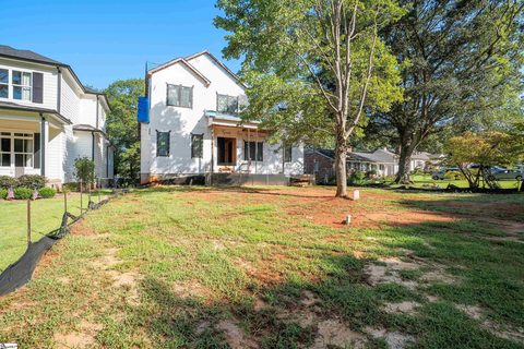 38 Rockwood Drive
