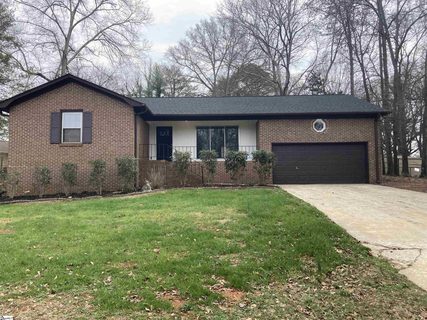 27 Country Club Drive