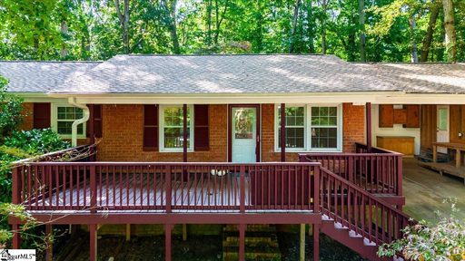 32 Fairford Circle