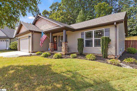 14 Redwolf Lane sold home in Kaledon Acres, Taylors, SC