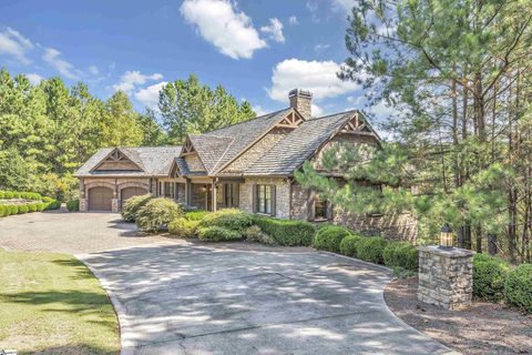 108 Golden Bear Drive