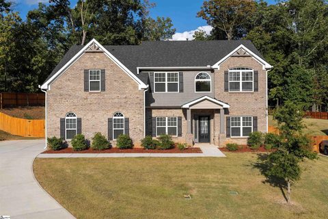 126 James Lake Way