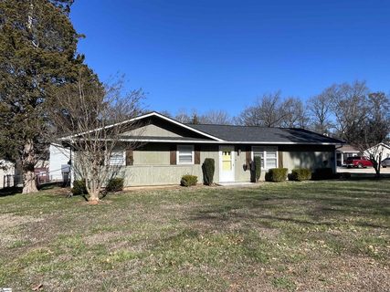 105 Cone Ridge Drive sold home in Briarwood, Easley, SC