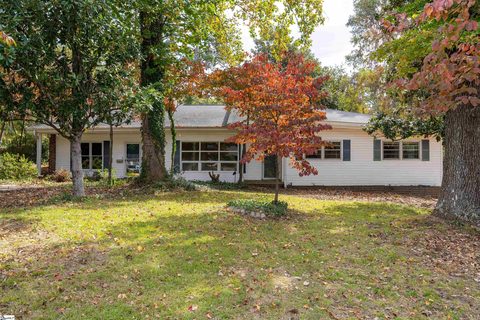 109 Chasta Avenue