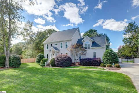 120 Farmwood Drive sold home in Woodgreen, Fountain Inn, SC