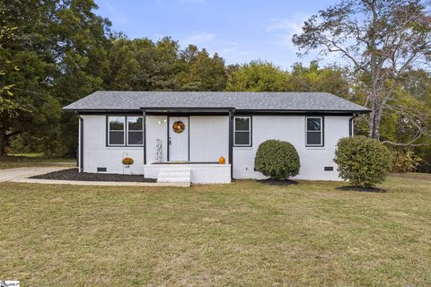 251 Piedmont Avenue sold home in Oakdale, Clinton, SC