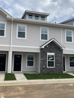 29 English Court Lot 50