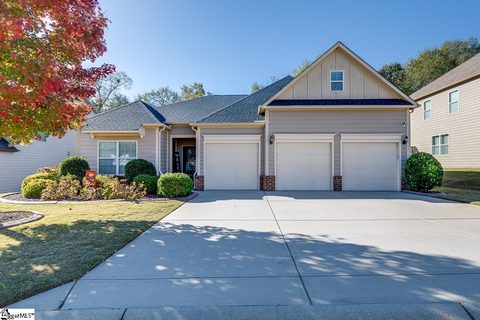 208 Kings Heath Lane sold home in Crossgate At Remington, Simpsonville, SC