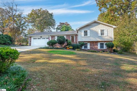 4 Braddock Drive