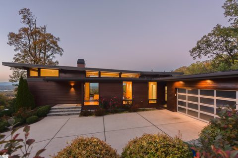 6 Windfaire Pass Court sold home in The Ridges At Paris Mountain, Greenville, SC