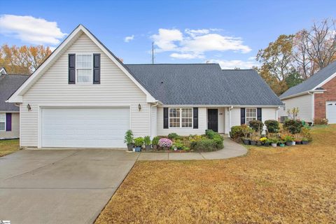 104 Lauren Wood Circle sold home in Lauren Woods, Taylors, SC