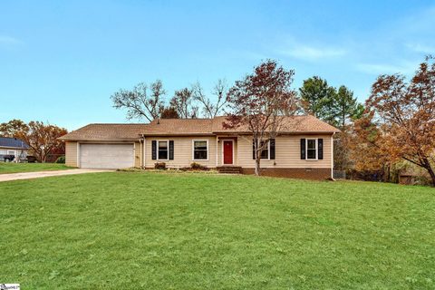 9 Rising Sun Court sold home in The Meadows, Taylors, SC
