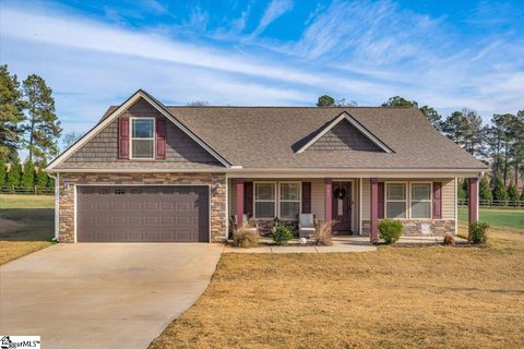 105 Meadow Lake Drive sold home in Farm Lake, Cowpens, SC